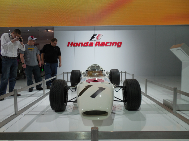 Illustration for article titled Some pictures from the NAIAS (auto show in Detroit)
